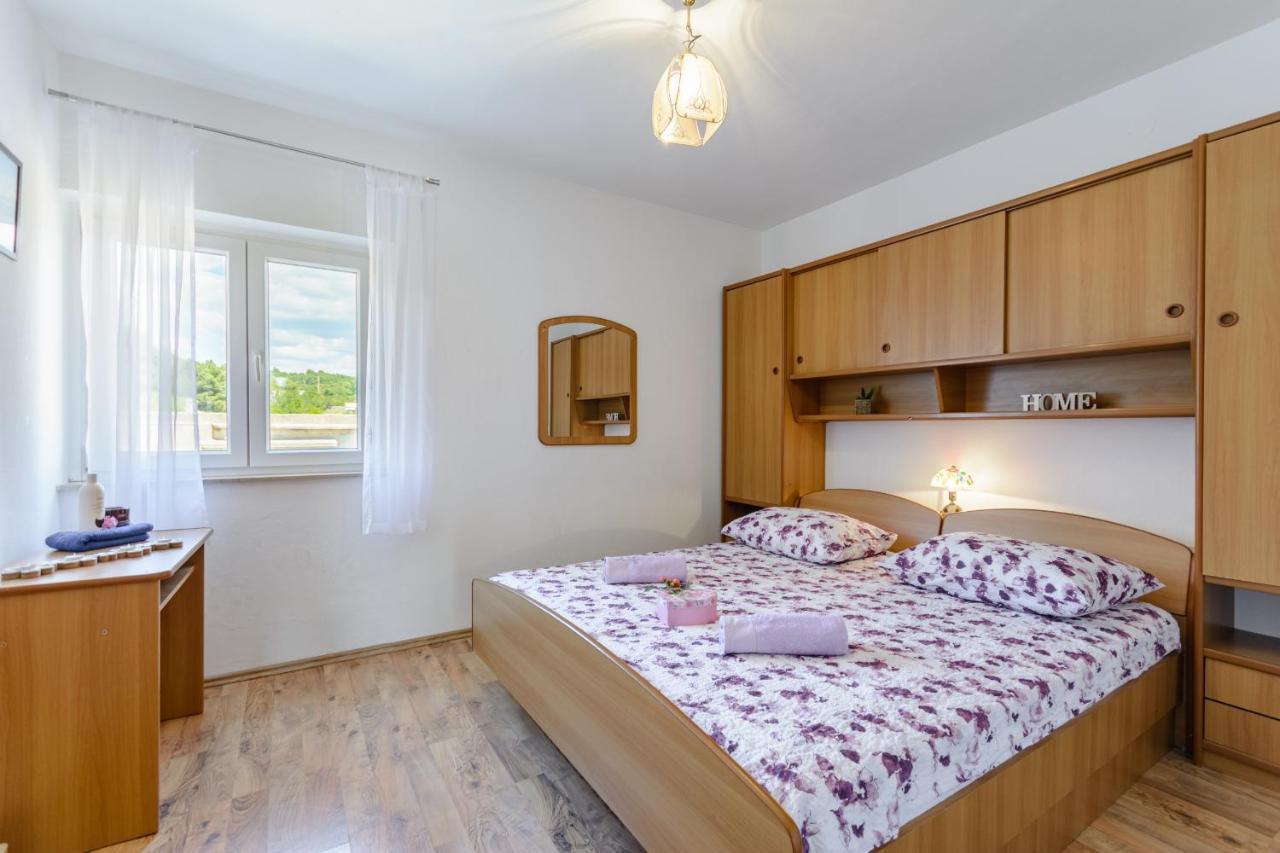 Apartments By The Sea Sumartin, Brac - 2952 ภายนอก รูปภาพ
