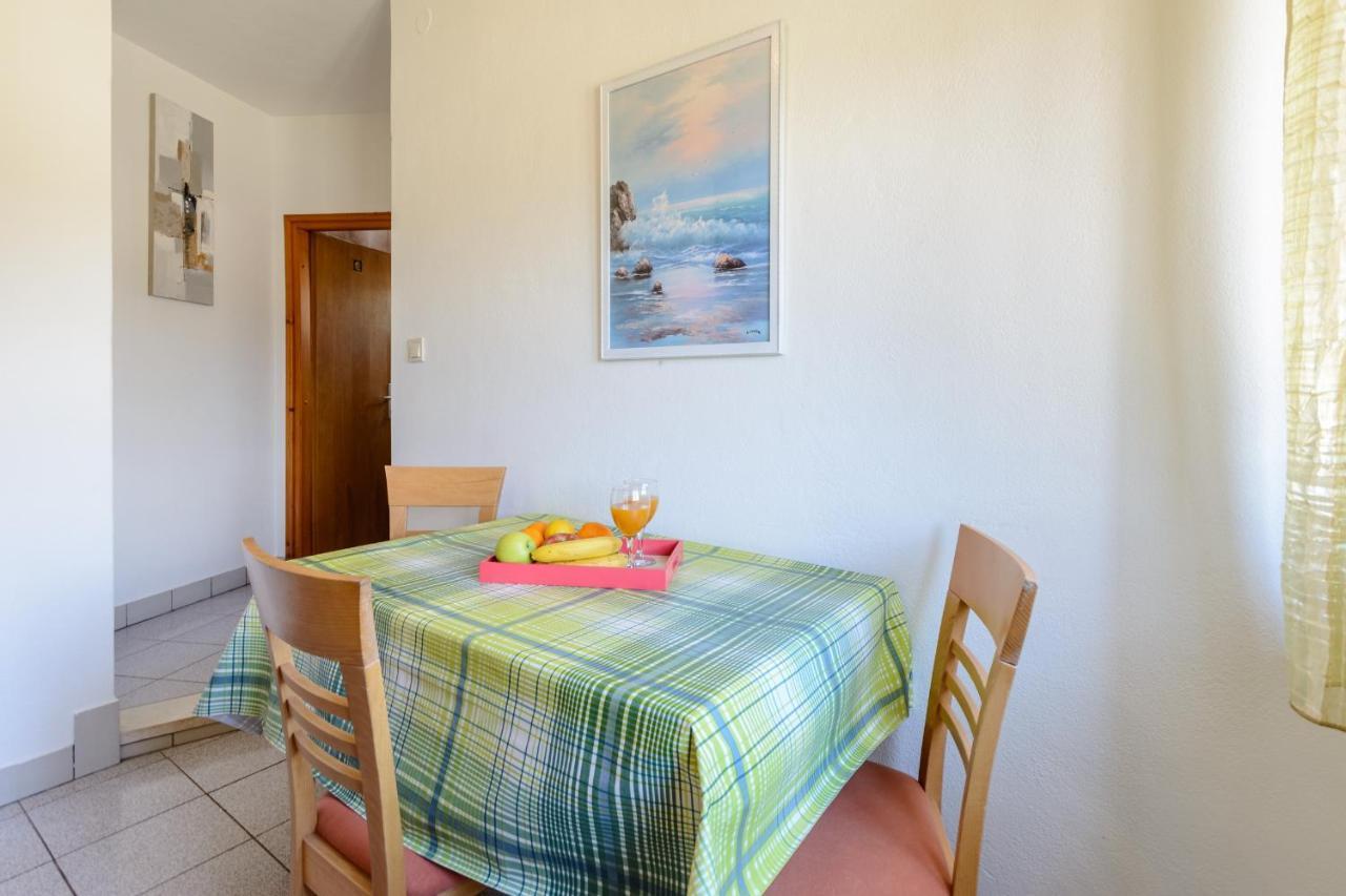 Apartments By The Sea Sumartin, Brac - 2952 ภายนอก รูปภาพ