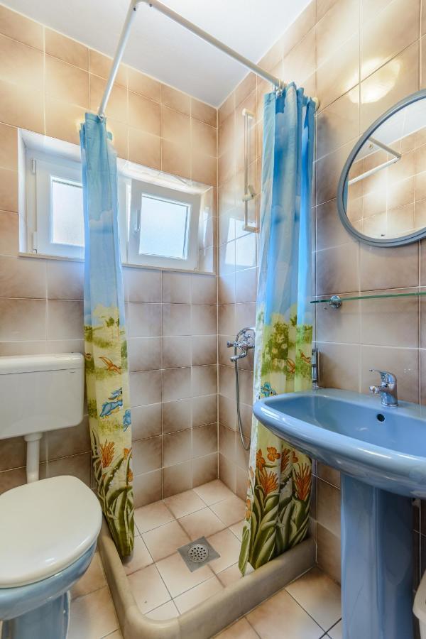 Apartments By The Sea Sumartin, Brac - 2952 ภายนอก รูปภาพ